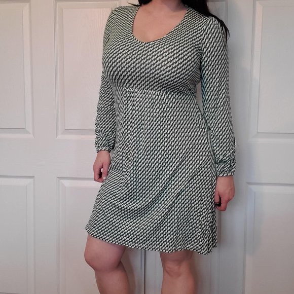 Boden Hattie Jersey Dress Sapling Green Size 10 - Picture 2 of 7